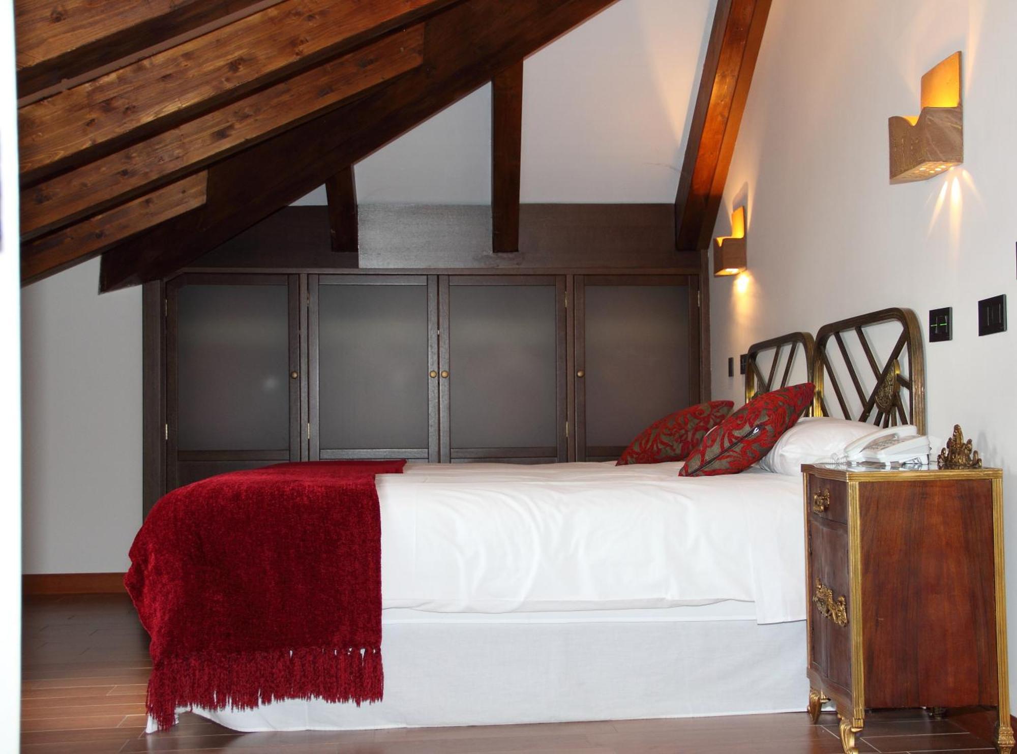 Concejo Hospederia Hotel Valoria la Buena Phòng bức ảnh