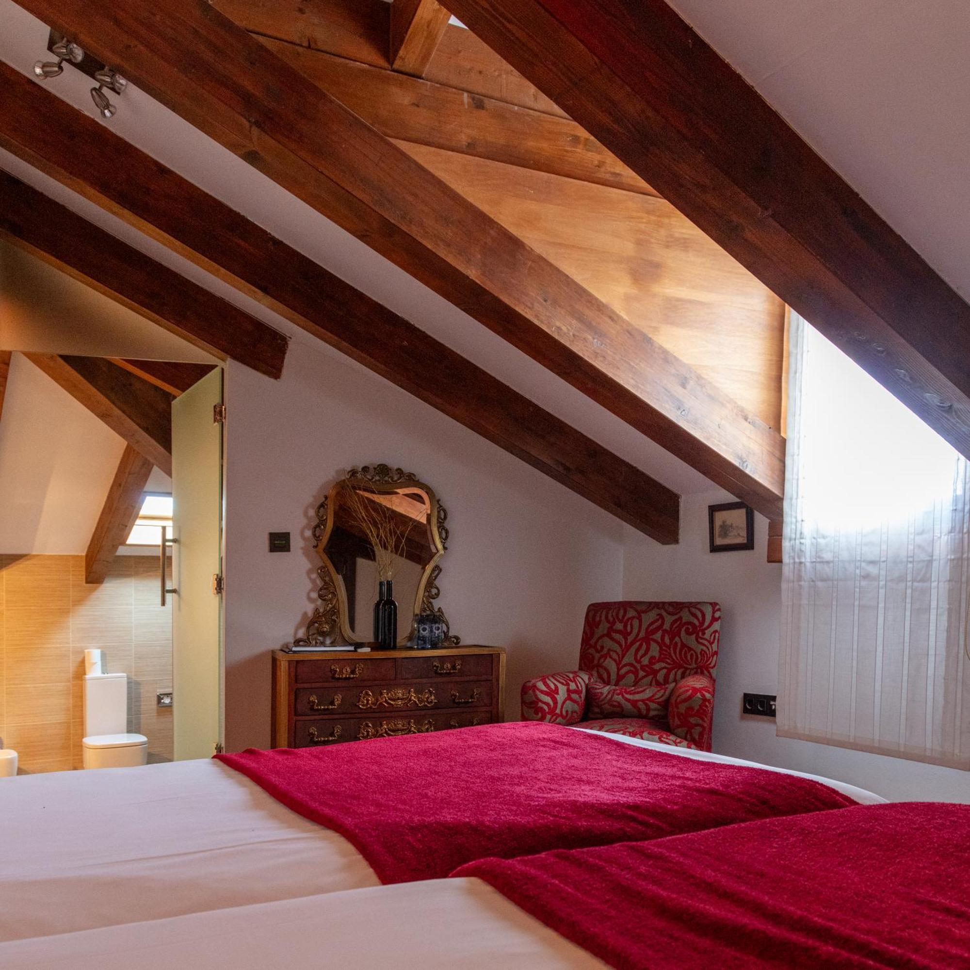 Concejo Hospederia Hotel Valoria la Buena Phòng bức ảnh