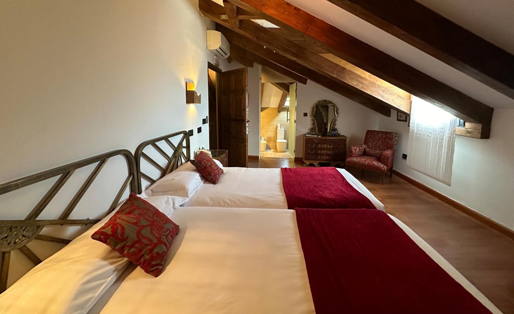 Concejo Hospederia Hotel Valoria la Buena Ngoại thất bức ảnh