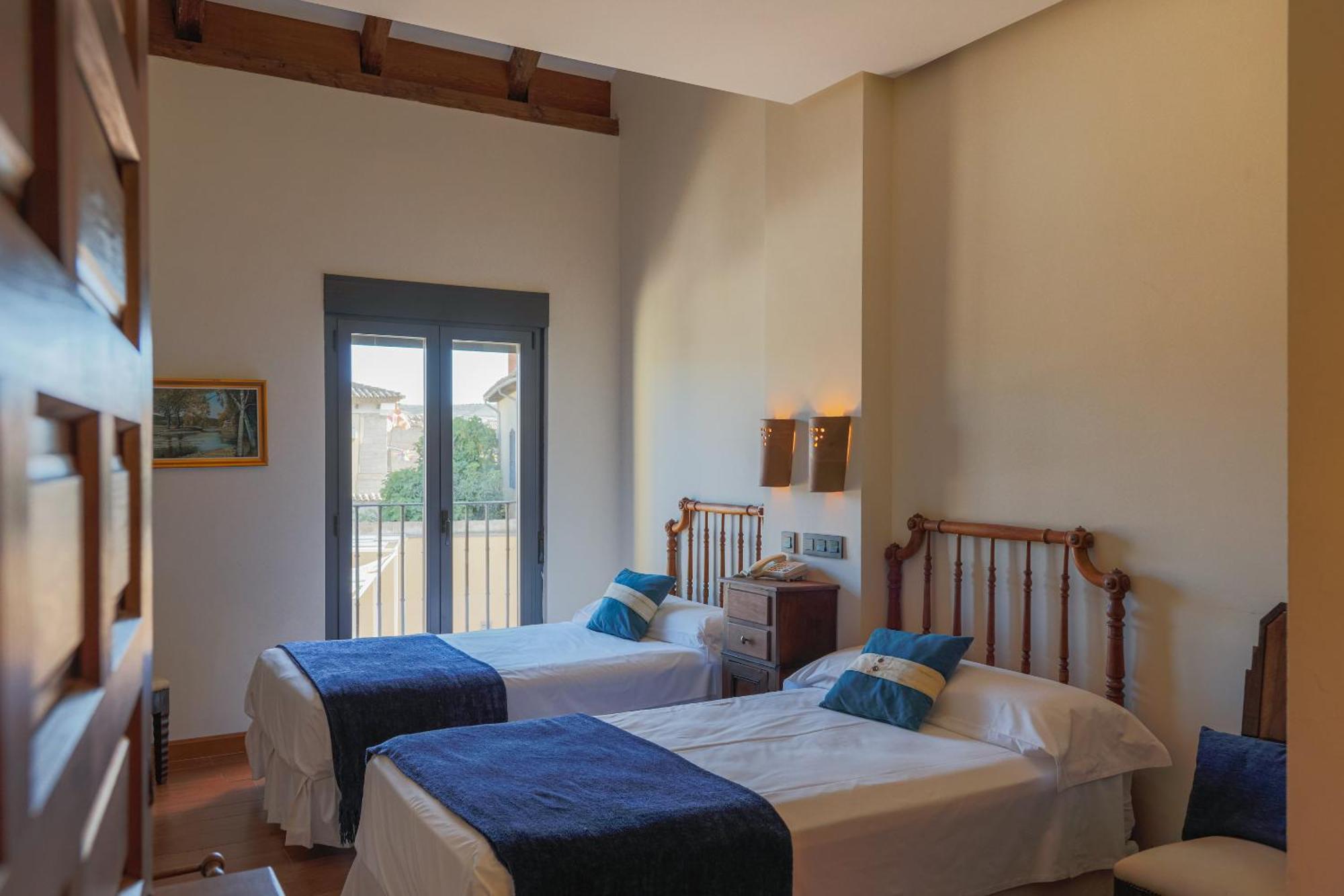Concejo Hospederia Hotel Valoria la Buena Phòng bức ảnh