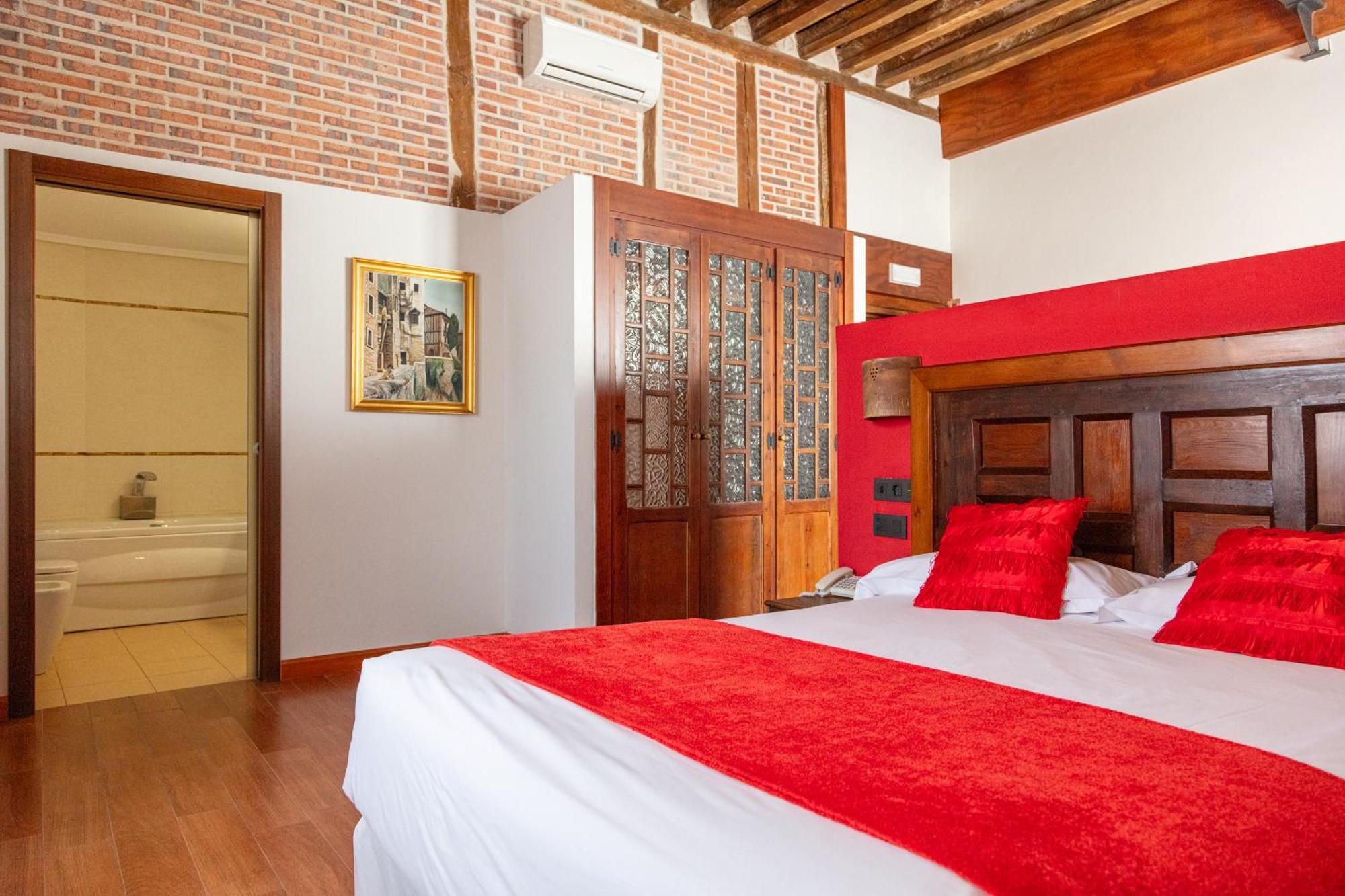 Concejo Hospederia Hotel Valoria la Buena Ngoại thất bức ảnh