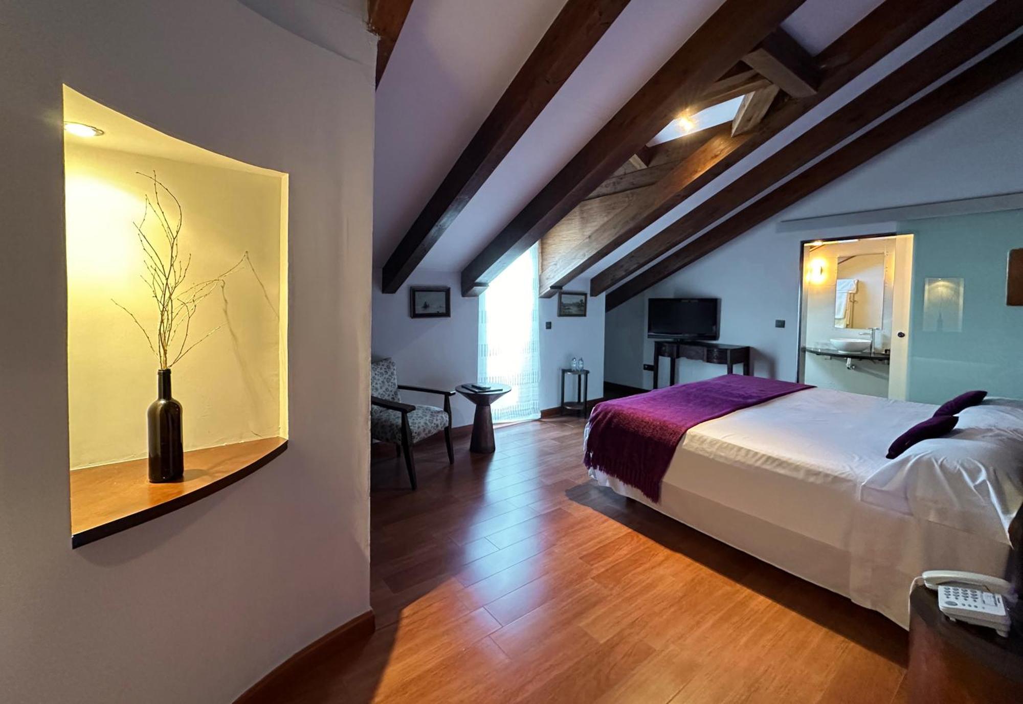 Concejo Hospederia Hotel Valoria la Buena Ngoại thất bức ảnh