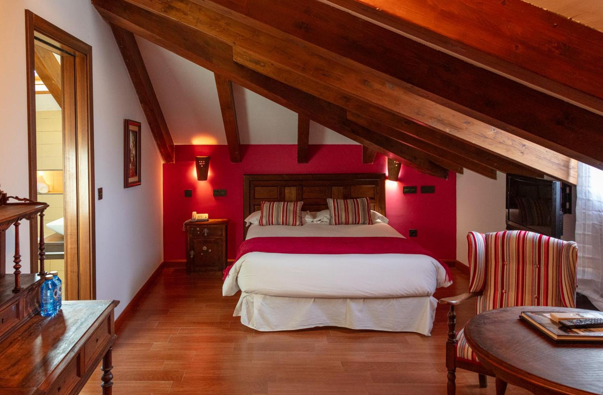 Concejo Hospederia Hotel Valoria la Buena Ngoại thất bức ảnh