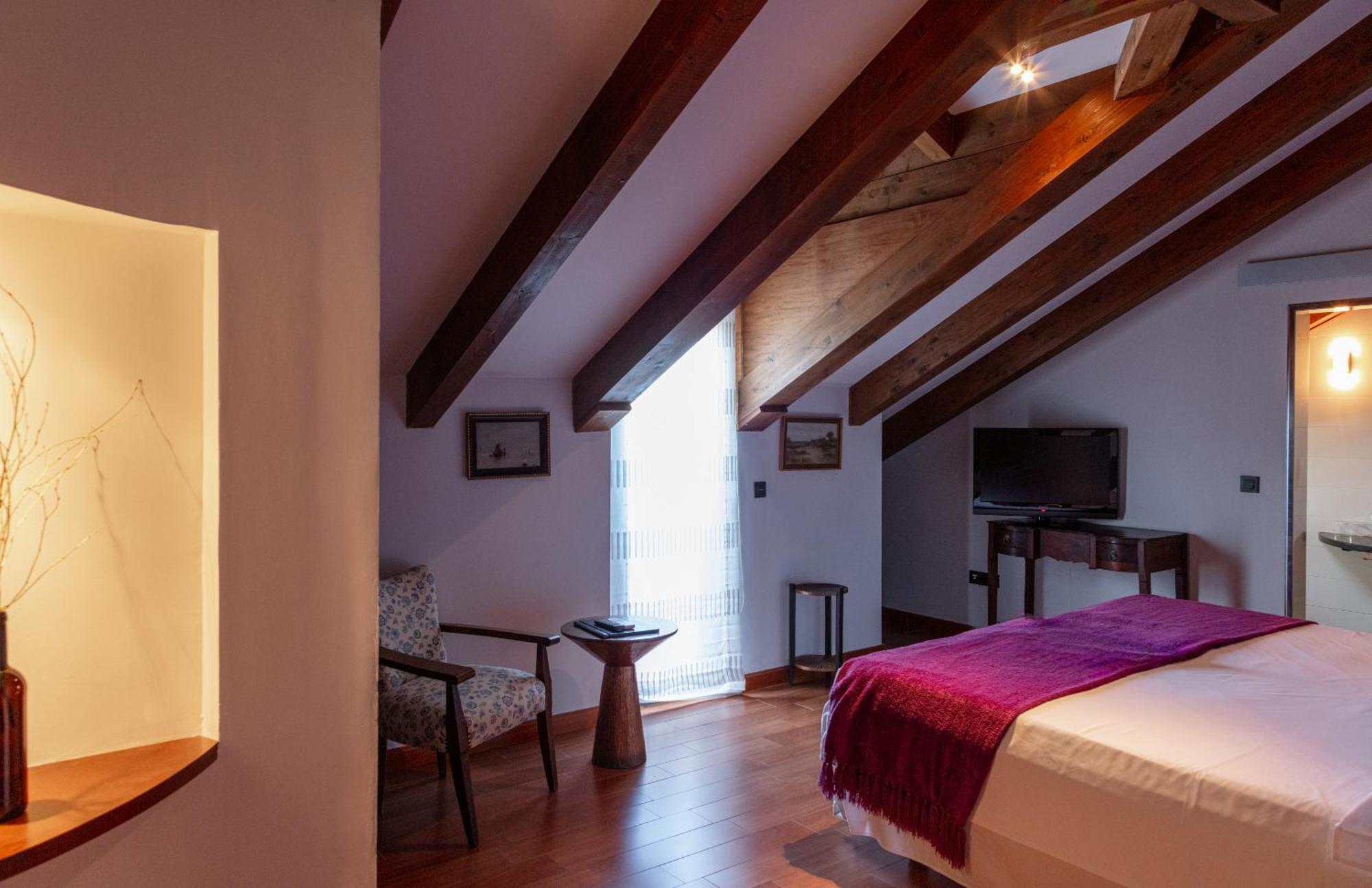 Concejo Hospederia Hotel Valoria la Buena Ngoại thất bức ảnh
