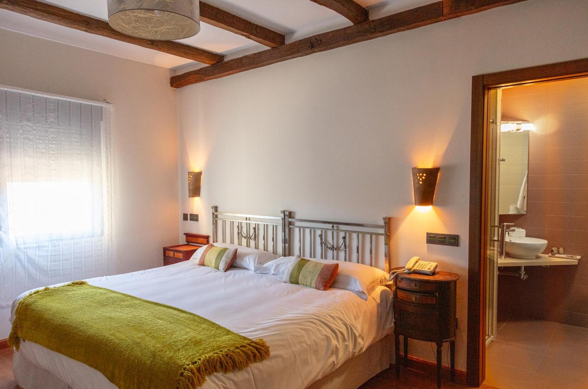 Concejo Hospederia Hotel Valoria la Buena Phòng bức ảnh
